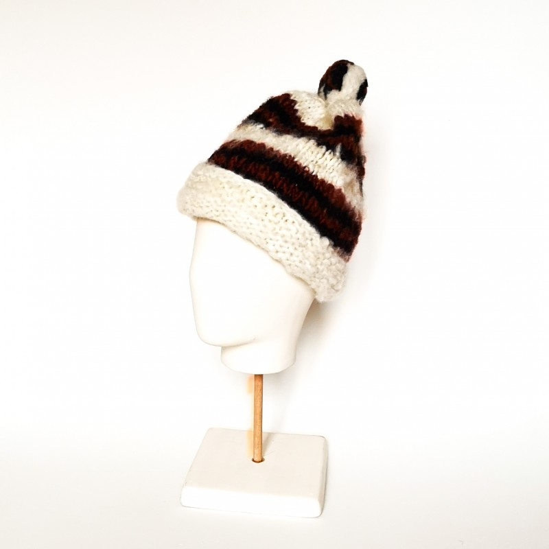 BONNET en laine vierge de Chiloé marron, noir et blanc BONNET en laine vierge de Chiloé marron, noir et blanc
