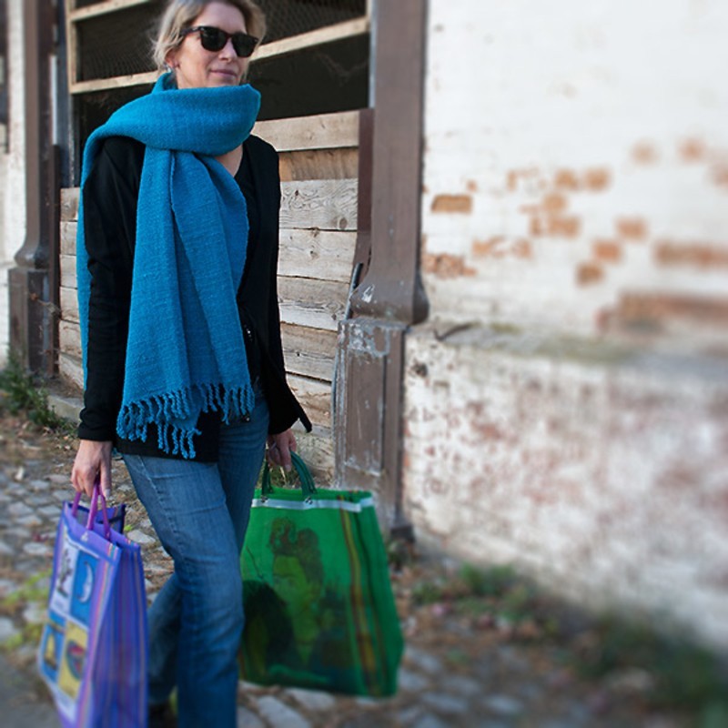 Echarpe tissée en laine vierge de Patagonie TURQUOISE Echarpe tissée en laine vierge de Patagonie TURQUOISE